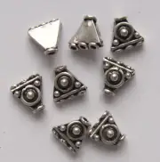 Antiqued Bali-Style Sterling Silver Triangle 1-to-3 Separator - 9x9 mm - 2 PCS