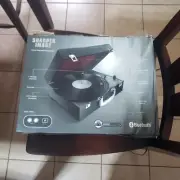 SHARPER IMAGE THREE-SPEED PORTABLE BLUETOOTH TURNTABLE SBT4000 SEALED