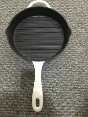 Kenny Loggins 10" Cast Iron Enameled Skillet / NEW /Black inside /White Outside