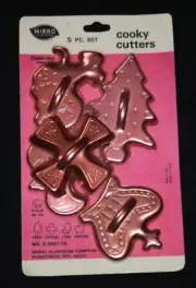 RARE Vintage Mirro 5 pc. Cooky Cutter Set S-3461-15 Copper-Tone Finish USA NOS