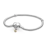 Authentic Pandora Disney Moments Heart Clasp Charm Bracelet Size 20