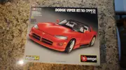 BBurago #7025 1992 Dodge Viper RT/10 1/18 Scale Die-Cast Model Kit