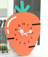 在飛比找Yahoo!奇摩拍賣優惠-5194A 歐式 葫蘿蔔造型牆鐘 可愛裝飾牆面時鐘靜音鐘擺飾