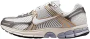 [Nike] Zoom Vomero 5 Shoes (HJ7247-099, Platinum Tint/Metallic Pewter/Metallic Gold/White)