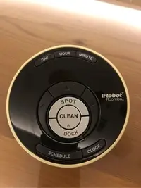 在飛比找Yahoo!奇摩拍賣優惠-二手良品 iRobot Roomba 遙控器 5系列 500