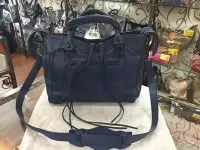 在飛比找Yahoo!奇摩拍賣優惠-女人街國際精品"BALENCIAGA 經典款 藍色 VELO