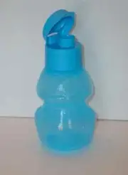 Tupperware Benny the Bull Frog Water Bottle Tumbler for Kids ~ Aqua Blue NEW