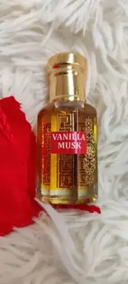 Vanilla Musk Perfume Oil Roll-On (10ml /.34fl Oz) NEW