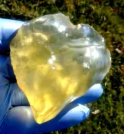 Libyan Desert Glass Meteorite Tektite impact specimen( 815 crt)Heart shape Gem A