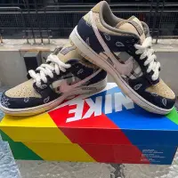 在飛比找Yahoo!奇摩拍賣優惠-【正品】Travis Scott x Nike SB Dun