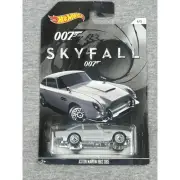 Hot Wheels Aston Martin 1963 DB5 James Bond 007 Skyfall 4/5 2014