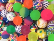 1000 Superballs Super Bouncy Balls vending 27 mm 1" party favors awards prizes