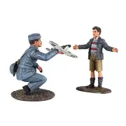 W. Britain 25027 - RAF Pilot with Model Spitfire and Child-2 pc set