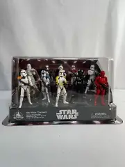 Star Wars Stormtrooper Multicolor Deluxe Action Figure Set