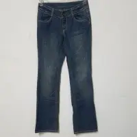 在飛比找蝦皮購物優惠-Bossini Jeans 刷色牛仔褲 W26 L32 僅試