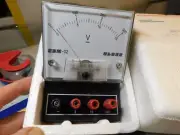 Science Kit & Boreal #66094-06 Voltmeter-3-Range 0-3V/15V/300V DC