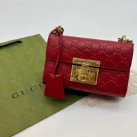 在飛比找PopChill優惠-[二手] GUCCI 古馳 紅色 全皮 壓紋 PADLOCK