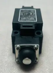 1PC NEW FOR Comepi ABP1H14Z11 Limit switch A600 Q600 49PA
