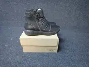 NEW Clarks Caroline Orchid Leather Ruched Ankle Boot Black Women's 5 1/2 (SS4)