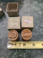 Lotus West Solid Perfume from R. Expo. PETUNIA. Vintage
