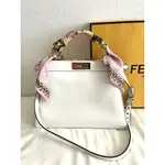 FENDI 芬迪 圍巾 PEEKABOO MERCARI 日本直送 二手