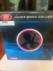 Corgi James Bond 007 Collection 4-Car Box Set Aston Martins Jaguar BMW 2001