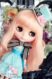 Hasbro CWC Takara Neo Blythe doll Coco Collette NRFB