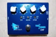 API Select TranZformer CMP compressor pedal for bass & guitar