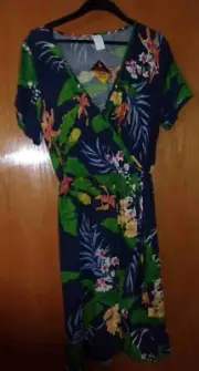 Sun & Fun Casual Apparel Dress- Size-M, NWT, Floral Printed Wrap Dress