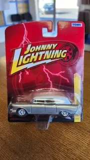 2013 Johnny Lightning R24 1957 Chevy in Gray