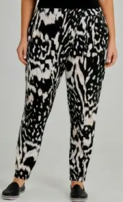 TS TAKING SHAPE plus size XL / 24 Safari Luxe Pants tapered stretch comfy NWT!