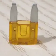 100 Pcs ATM 5 Amp Mini Blade Style Fuse 5A Automotive Car Truck 5Amp