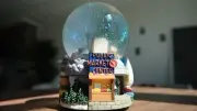 RARE 1990s Seattle Bon Marché Snow Globe | Musical | Rotating Base | OriginalBox