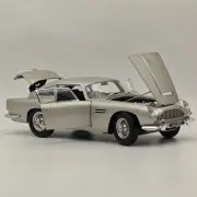 1/18 Aston Martin DB5 Silver Diecast Car Model Collection