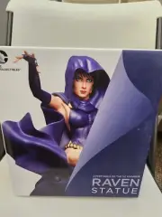 Raven Statue Cover Girls of the DC Comics Universe Adam Hughes Teen Titans