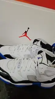 Nike Air Jordan Jumpman Two Trey Game Royal White DO1925-140 Men’s Size 11.5