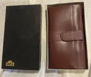 Bugatti Women’s Burgundy Leather Wallet Billfold BUR226 w/Zip Pouch *Lynn MA NEW
