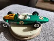 VINTAGE-DESIREABLE DINKY-1/43-DIECAST-BRM RACING CAR TOY FROM ENGLAND
