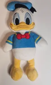 Disney's Donald Duck Plush Dog Toy, 7 Inch