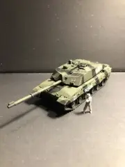 1/72 British FV4034 Challenger 2. Painted Resin. 3200 models on offer.