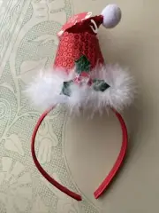 CLAIRE'S GIRL'S SANTA HAT HEADBAND Holly Feathers Sequins NWT