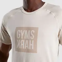 在飛比找蝦皮購物優惠-（現貨 M）英國 GYMSHARK LAUNDERED SQ