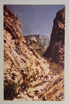 King's Canyon, located in Sequoia National Park near Fresno, California Postcard