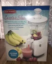 Back to Basics Smoothie Blast Machine White New packed in open box Model SJR1X