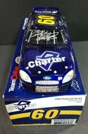 CARL EDWARDS #60 Charter 2005 FORD TAURUS Autographed 1:24 Team Caliber