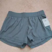 NWT! ATHLETA Women's Gray Go The Distance Short Polyester Gym Running L