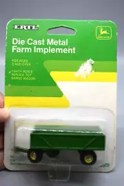 Ertl John Deere Farm Implement, Barge Wagon, Scale 1/64, Diecast, New Old Stock