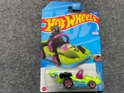Green Let's Go HW Ride Ons Hot Wheels