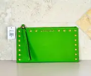 MICHAEL KORS JET SET TRAVEL LARGE CLUTCH LEATHER WRISTLET STUDDED JUNGLE GREEN
