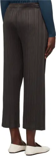 Monthly Colors: December trousers 2,4,5 BLACK BROWN